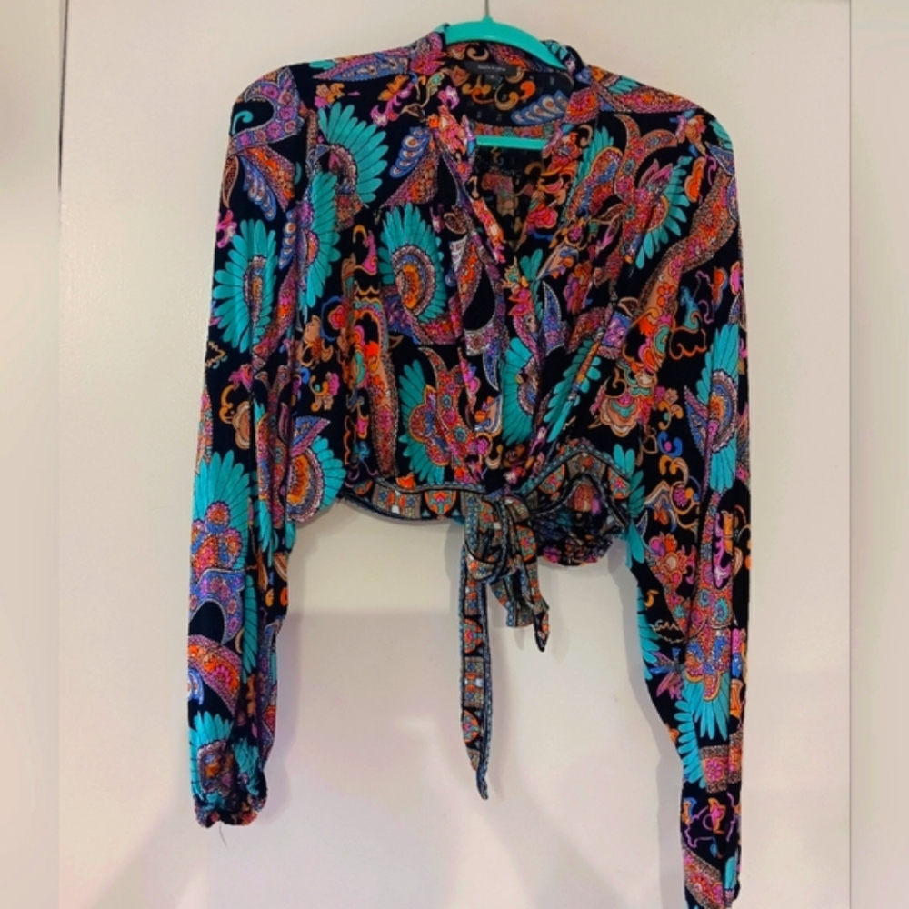 Tie-Front Paisley Crop Blouse in Black and Teal